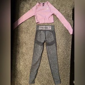 Gymshark leggings with purple crop top size small